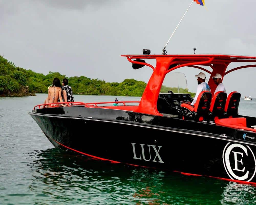 Lancha Lux - Imagen 14